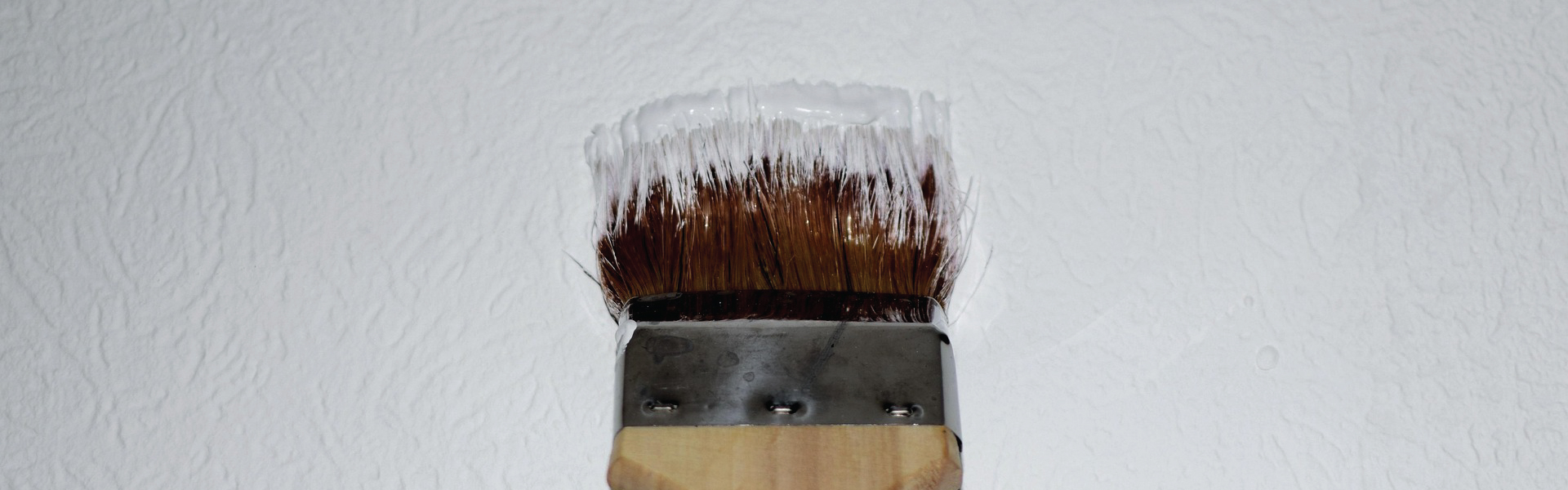 How to Apply Roof Sealer