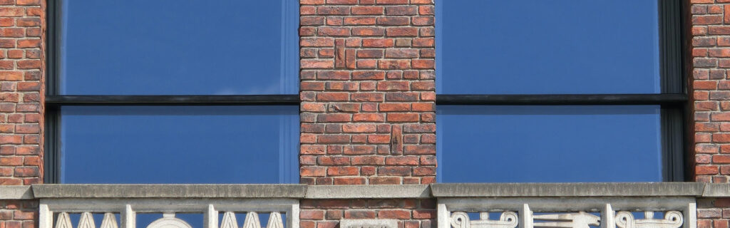 Waterproofing parapet walls